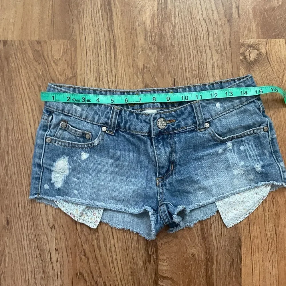 Love Notes shorts‎